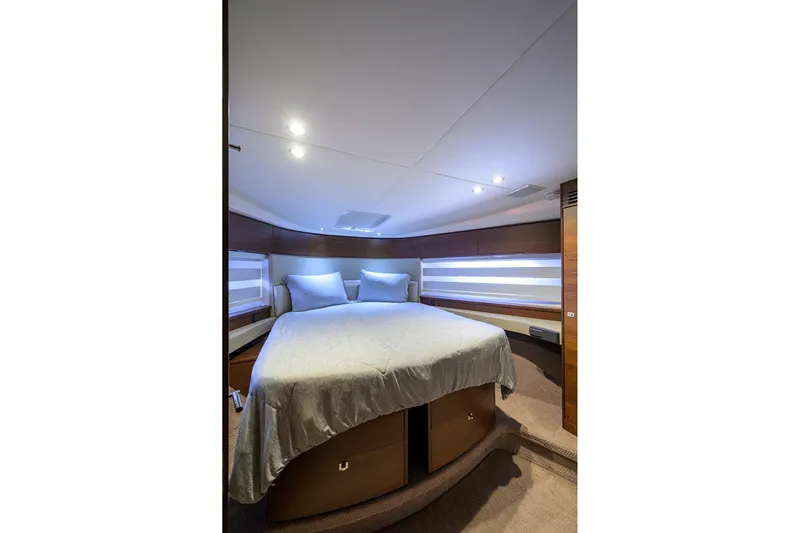 Chill Yacht Photos Pics Princess F49 Chill- Forward Stateroom