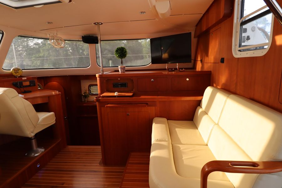 2019 Antares 44GS