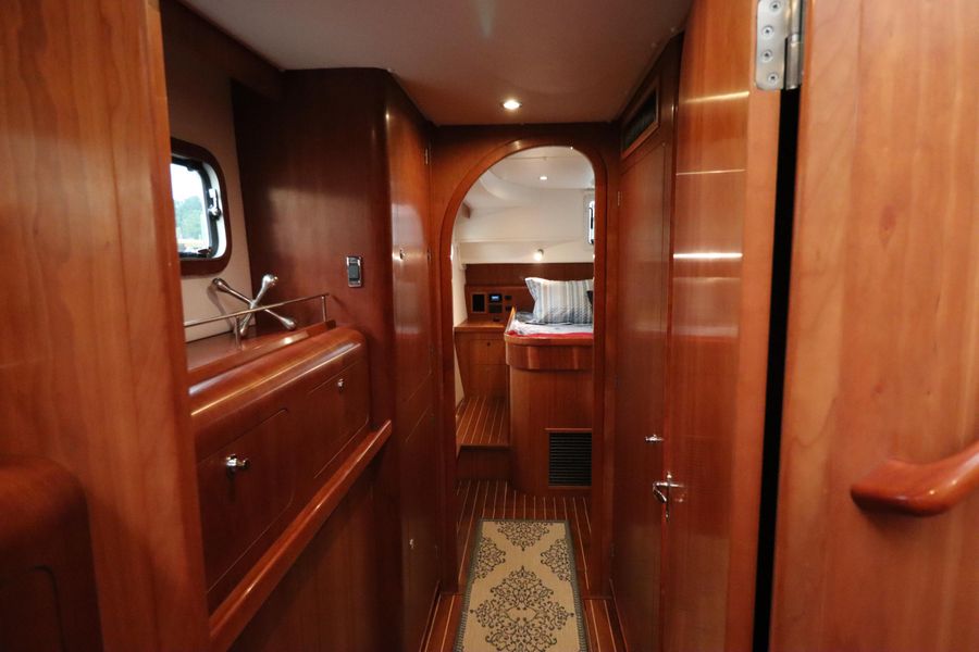 2019 Antares 44GS