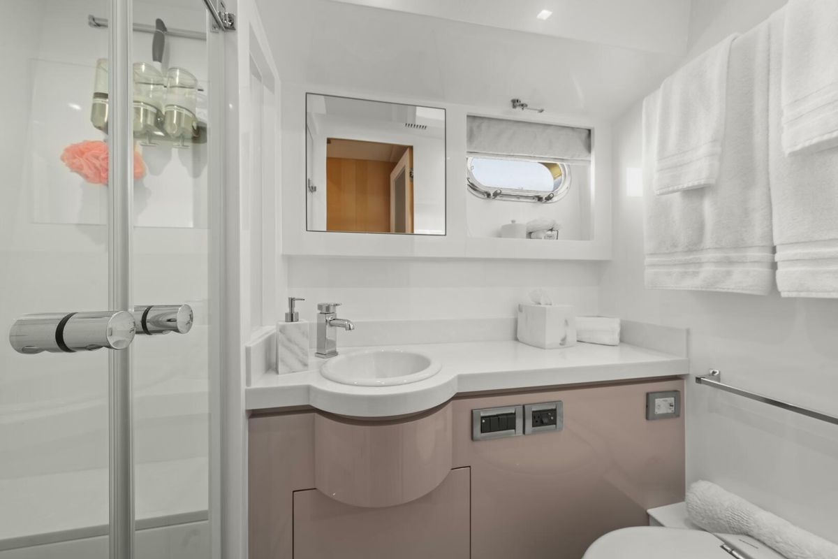 2013 Horizon 60 