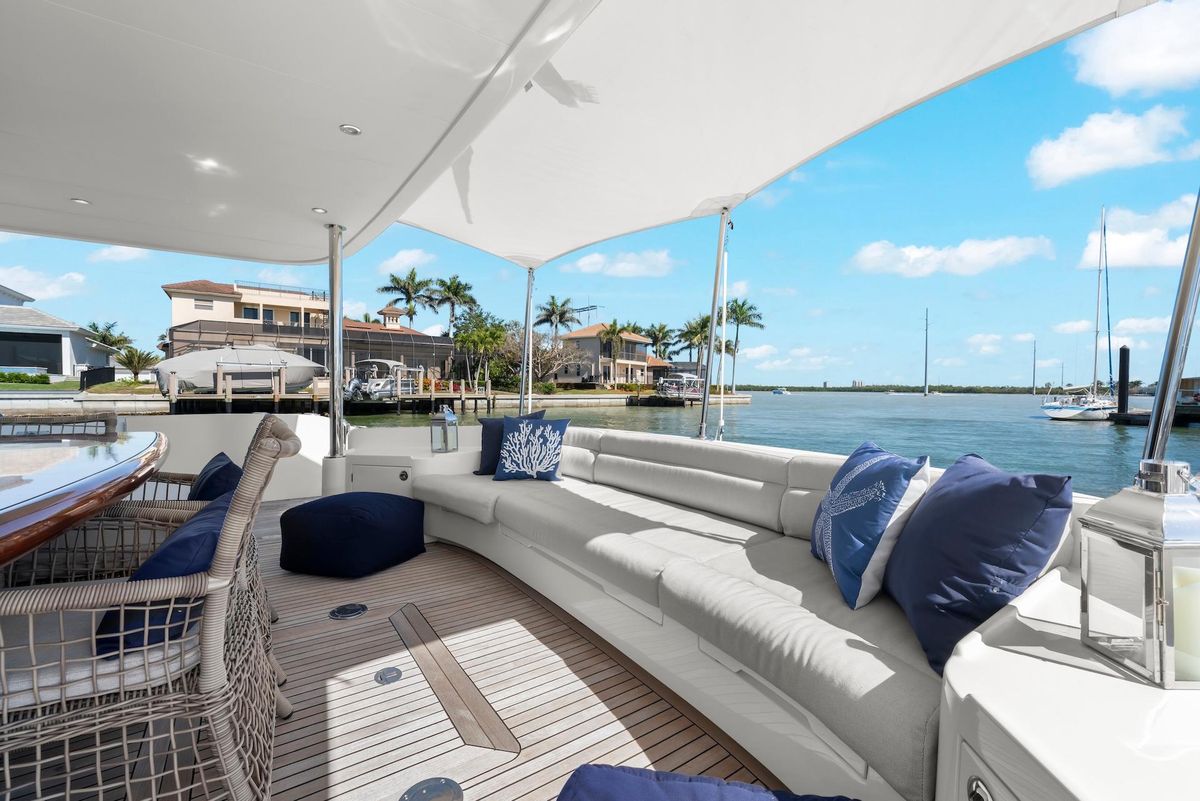2013 Horizon 60 