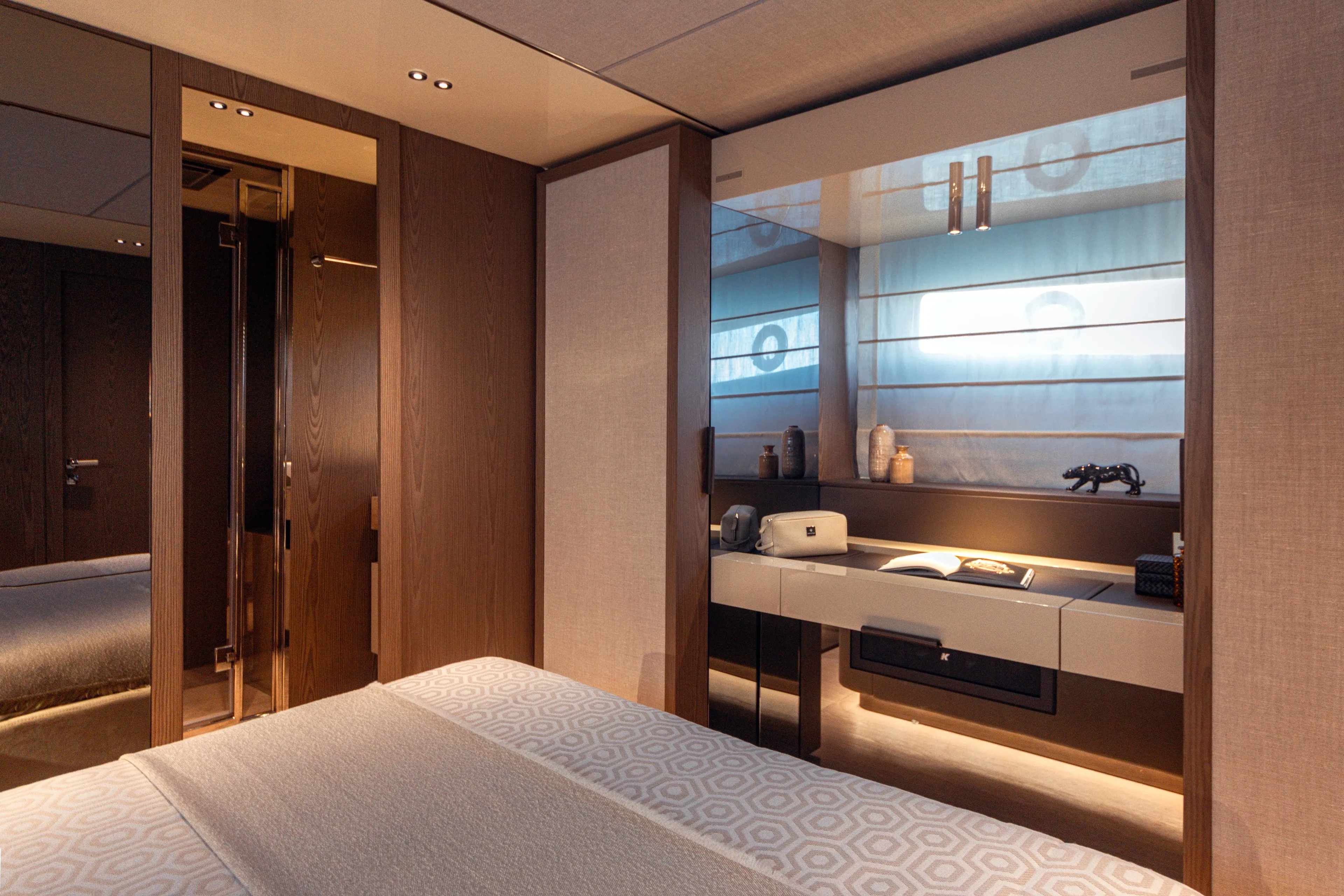  Yacht Photos Pics Luxurious cabin interior of 2025 Invictus ST550 yacht with modern design and elegant furnishings.