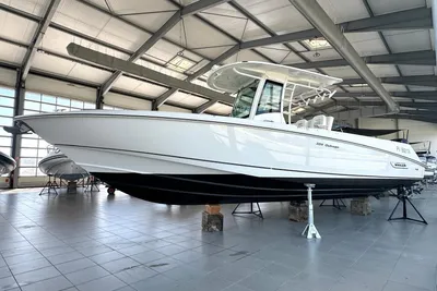 Boston Whaler 320 Outrage