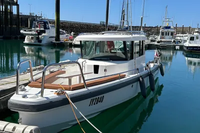 2017 Axopar 28