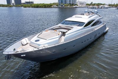 Yacht