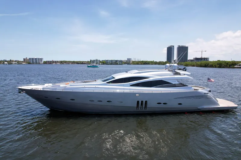 Shadow Yacht Photos Pics 