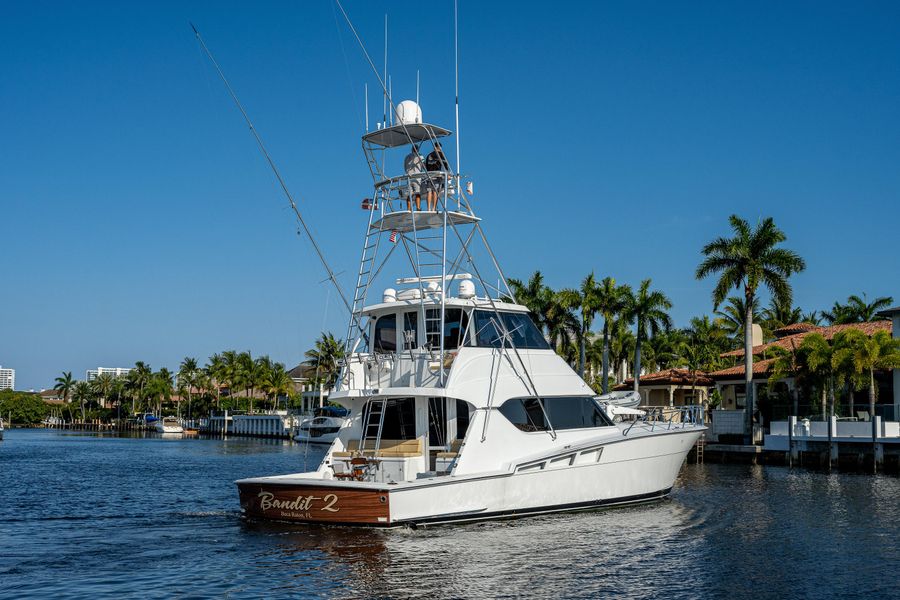 2001 Hatteras 60 Convertible