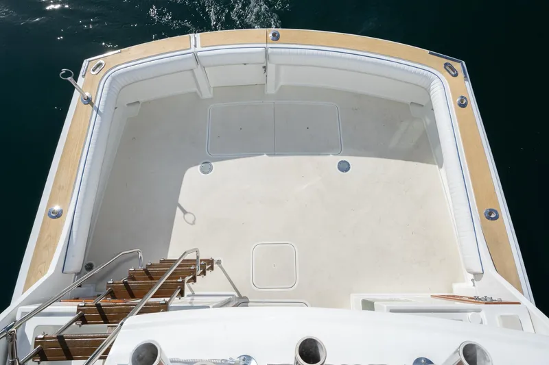 Hatts Off! Yacht Photos Pics 