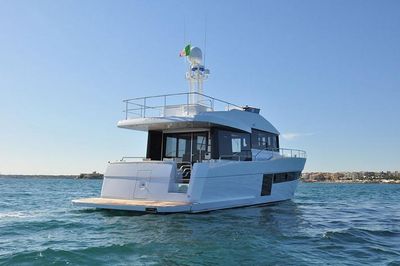 Yacht