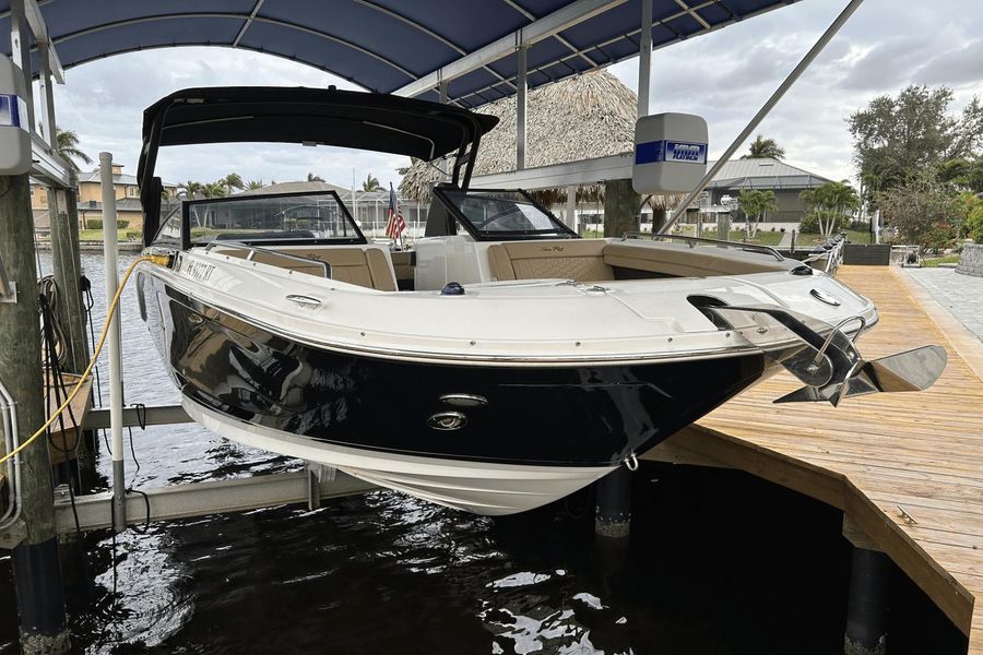 2018 Sea Ray 290 SDX OB