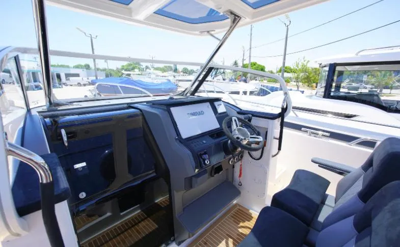 In-stock 2024 Nimbus T9 #133 Yacht Photos Pics Nimbus Tender 9 #133