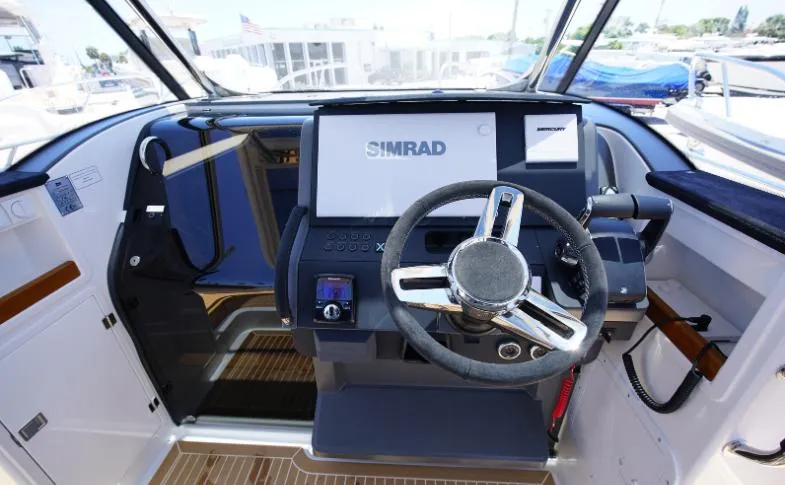 In-stock 2024 Nimbus T9 #133 Yacht Photos Pics Nimbus Tender 9 #133