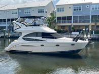 2014 Meridian 341 Sedan