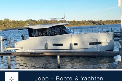 2017 Cobra Yachts Cobra Futura 36