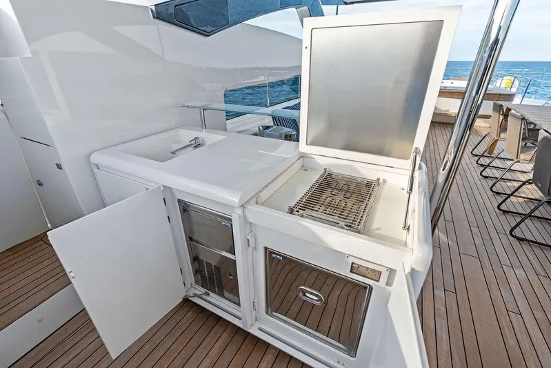 Randy Beth Yacht Photos Pics Luxury yacht outdoor kitchen with grill and sink, Custom Line 120, 2018 model.