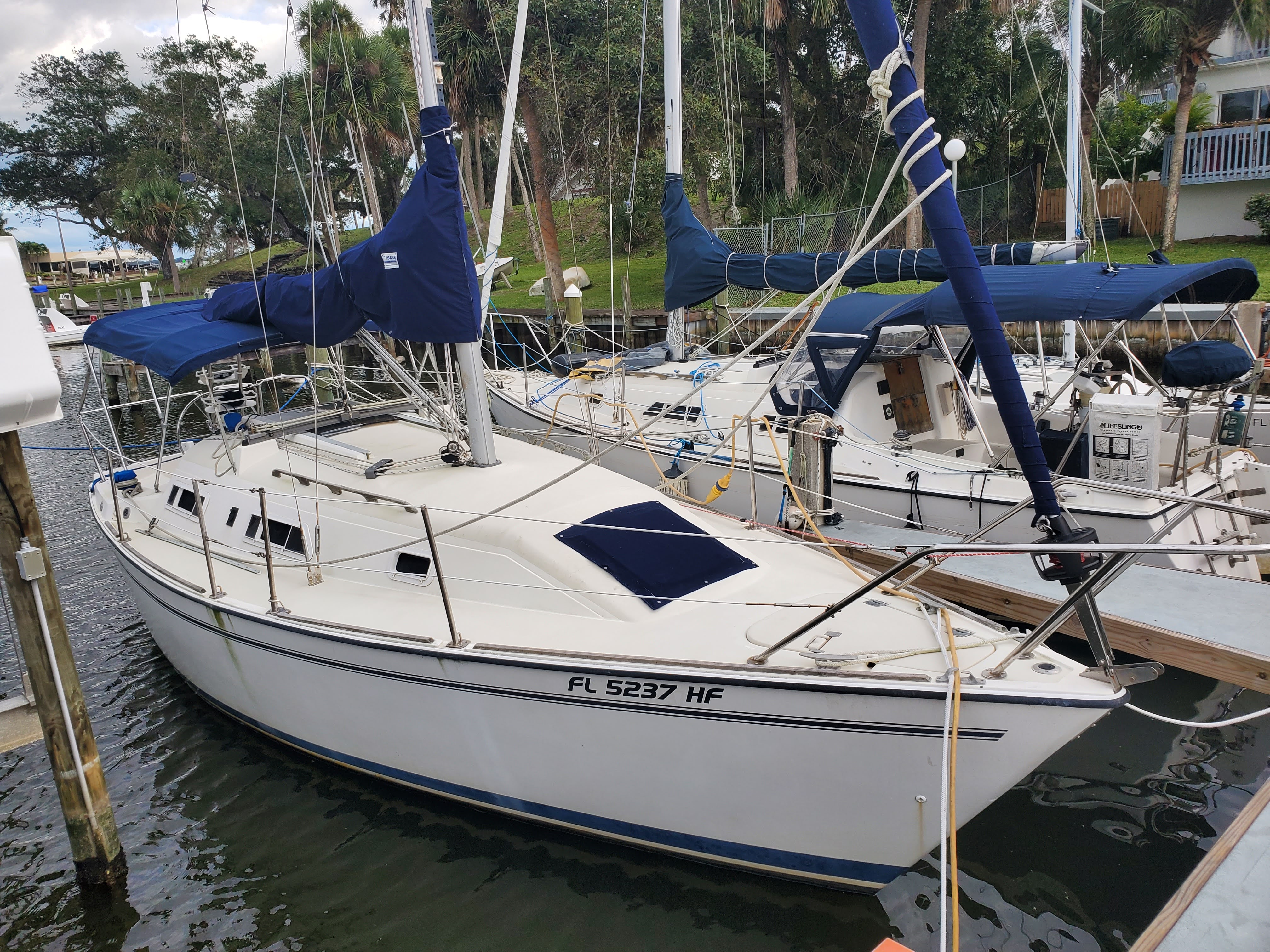 1988 Pearson Sloop Course-croisières à vendre - YachtWorld