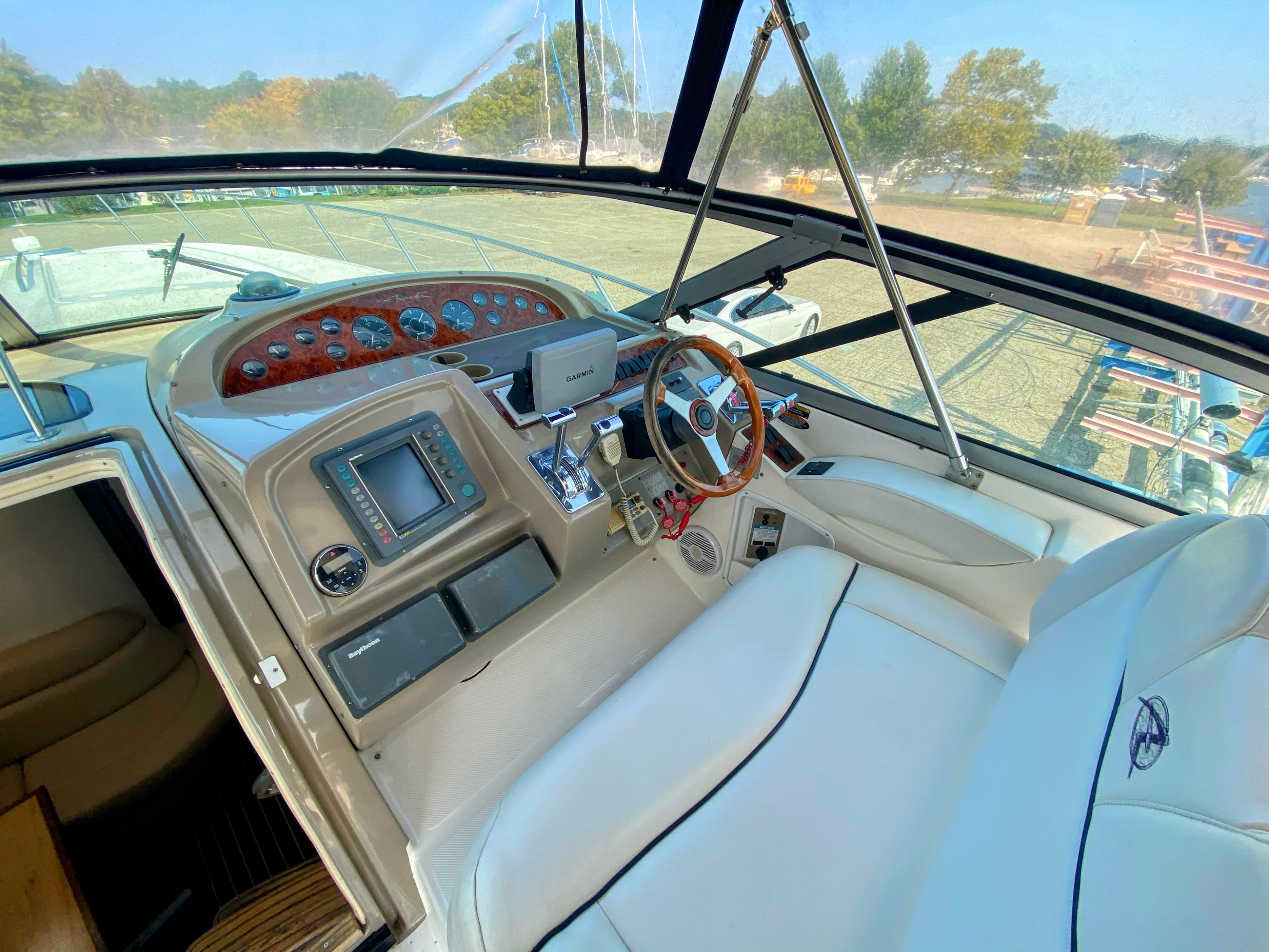 1998 Bayliner 4085 Avanti Motor Yachts for sale YachtWorld