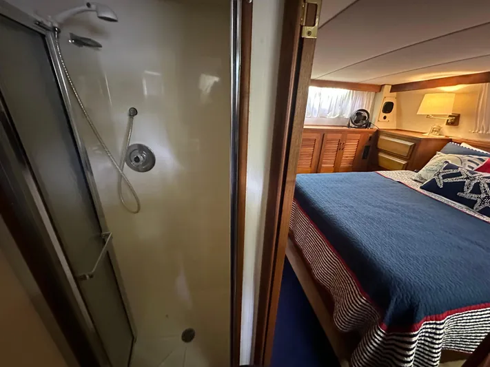 Last Dance Yacht Photos Pics 1987 Viking Boats 44 Motor Yacht interior with shower and bedroom.