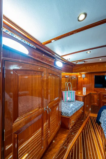 Mel Belle Yacht Photos Pics 