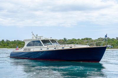 Yacht