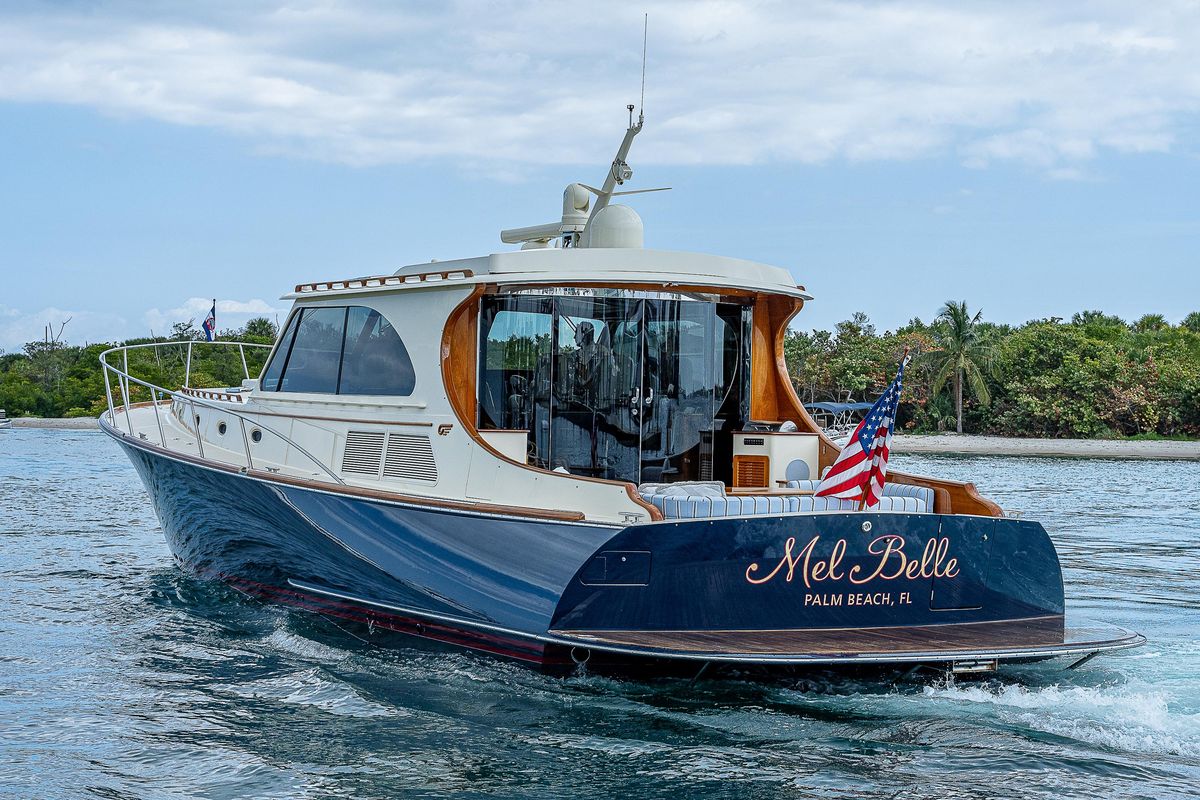 2018 Hinckley 55 