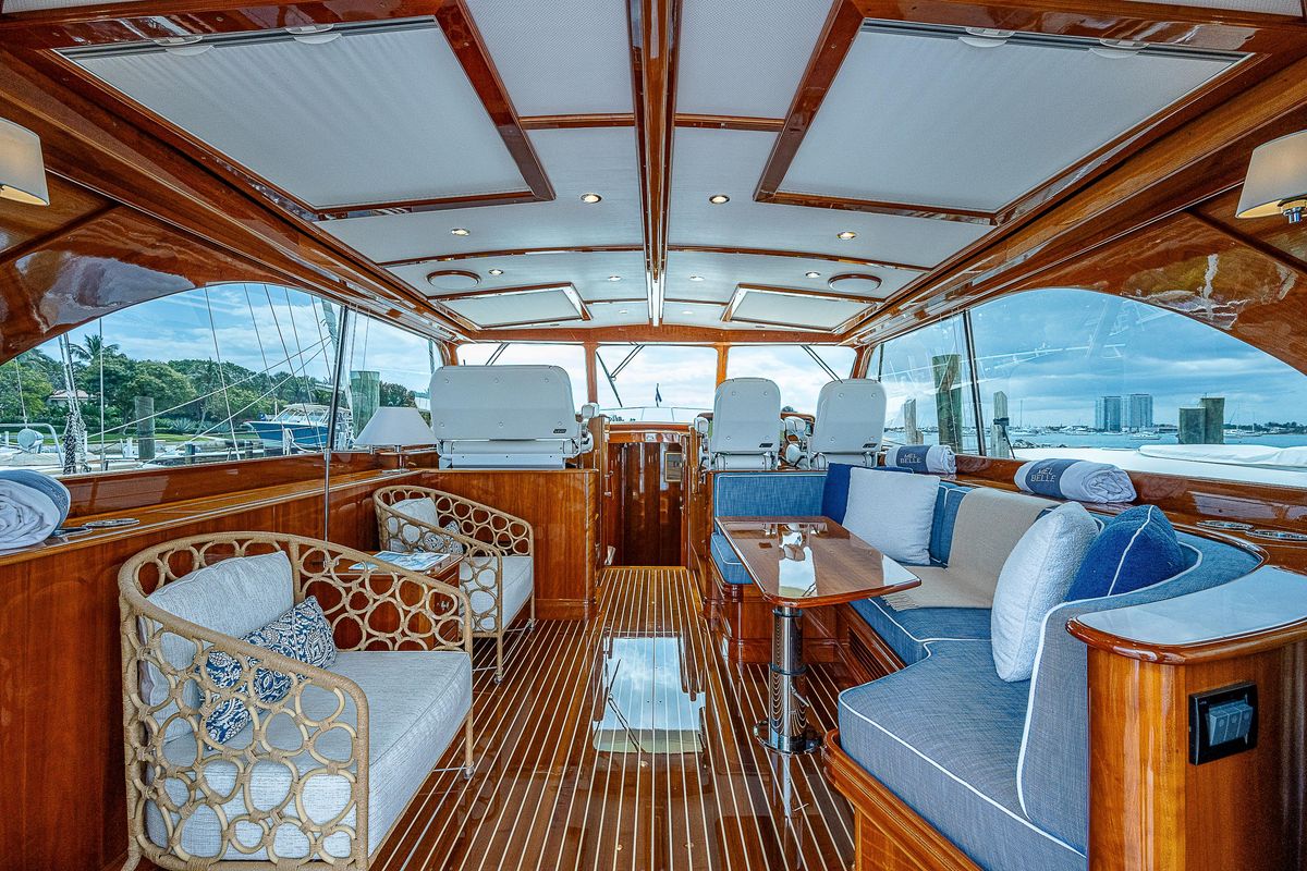 2018 Hinckley 55 