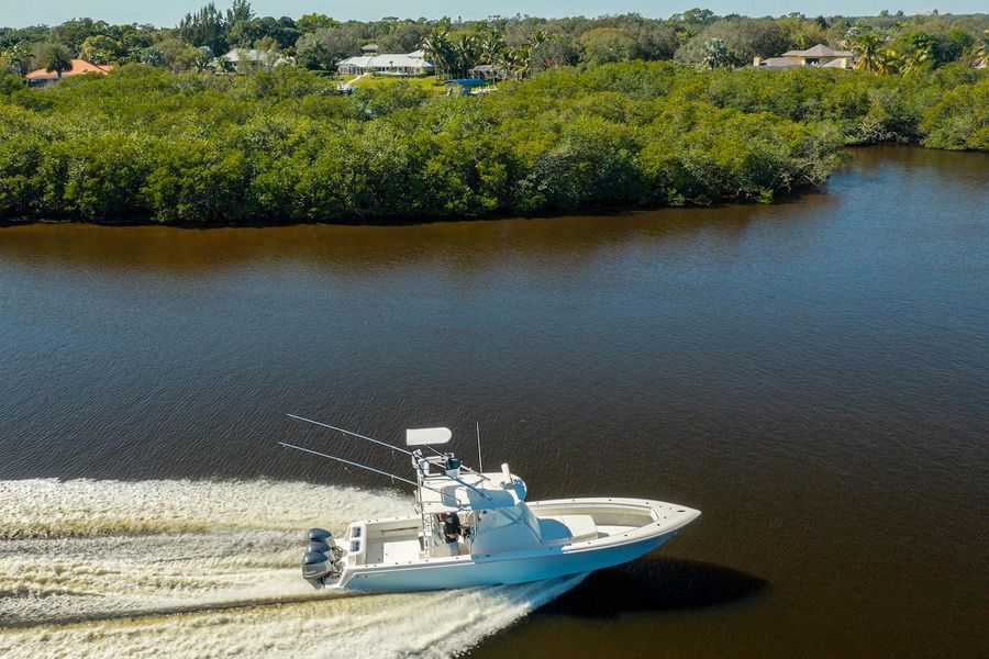 2019 Contender 39 Fisharound