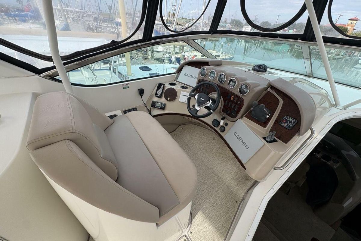 2004 Carver 56 