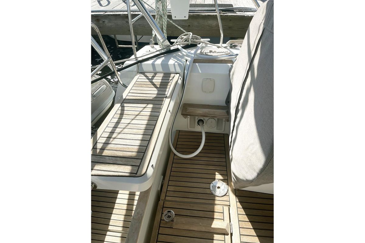 2013 Beneteau 46 