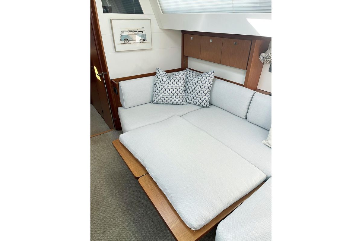 2013 Beneteau 46 
