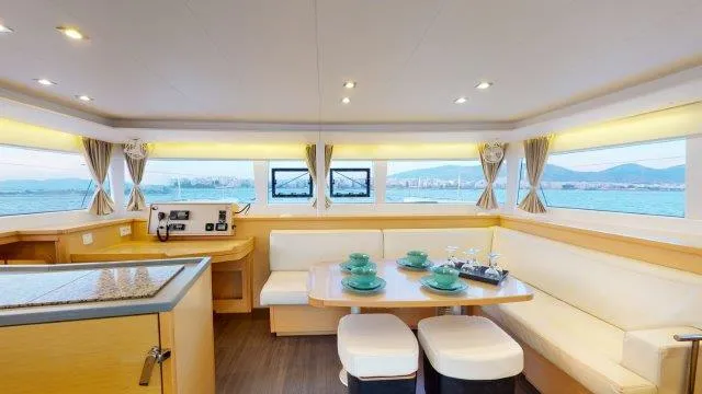 Margeo XI Yacht Photos Pics Lagoon 450