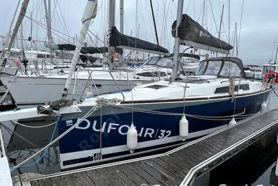 2021 Dufour 32