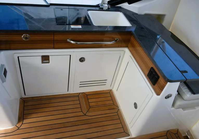 No Name Yacht Photos Pics 