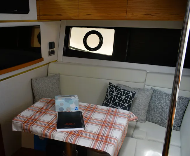 No Name Yacht Photos Pics 