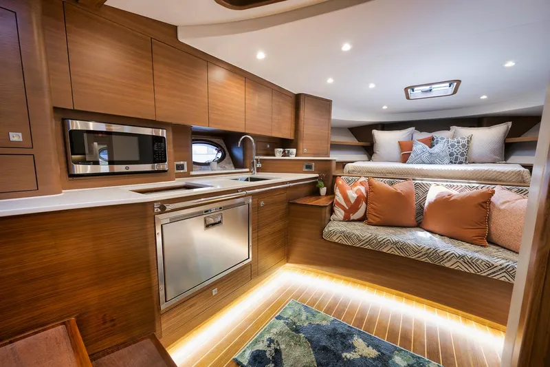 Anjamar Yacht Photos Pics 