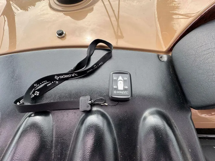  Yacht Photos Pics Remote control with lanyard on Carver 466 Motor Yacht, 2002 model.