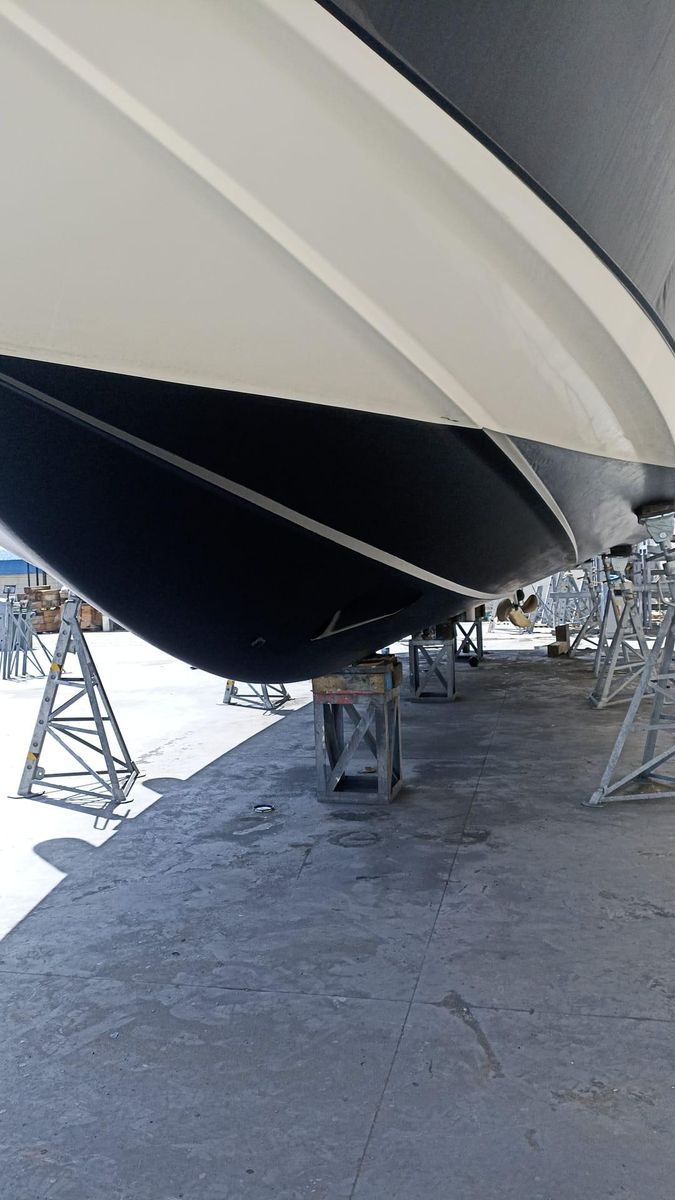 2007 Azimut 62 