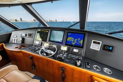 Yacht
