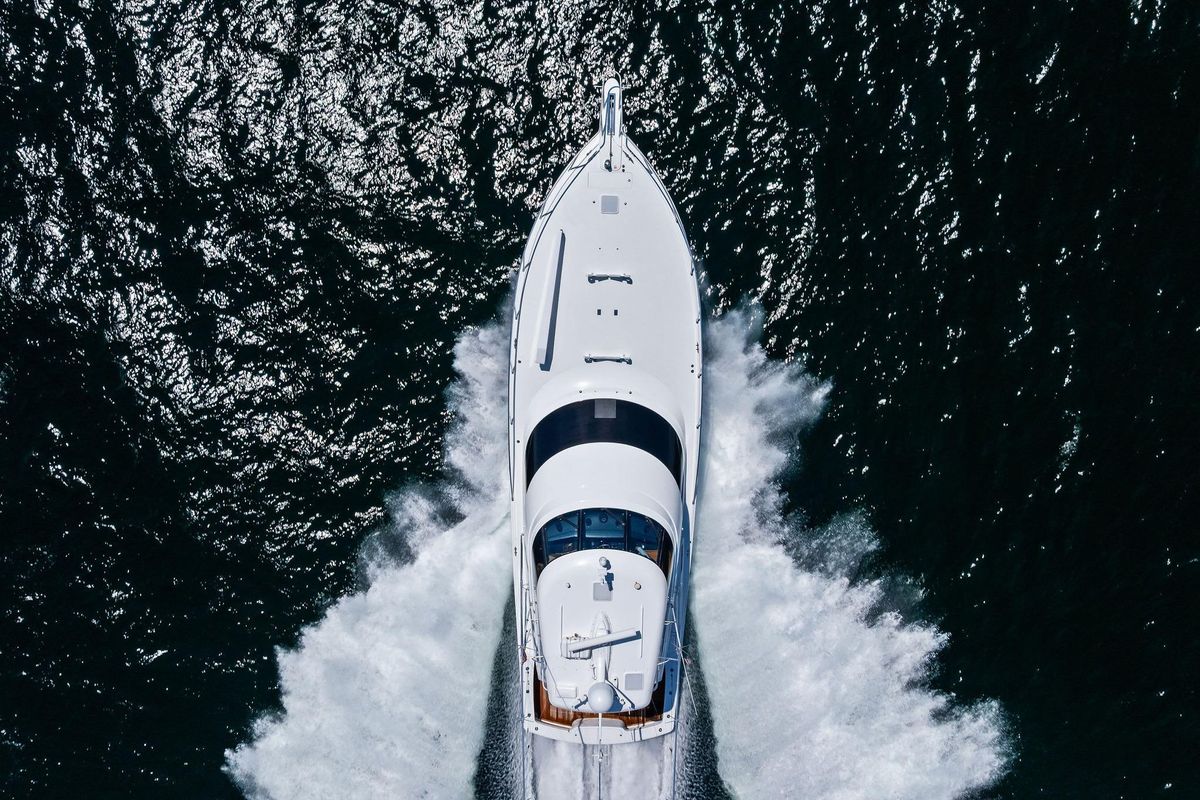 2017 Viking 62 