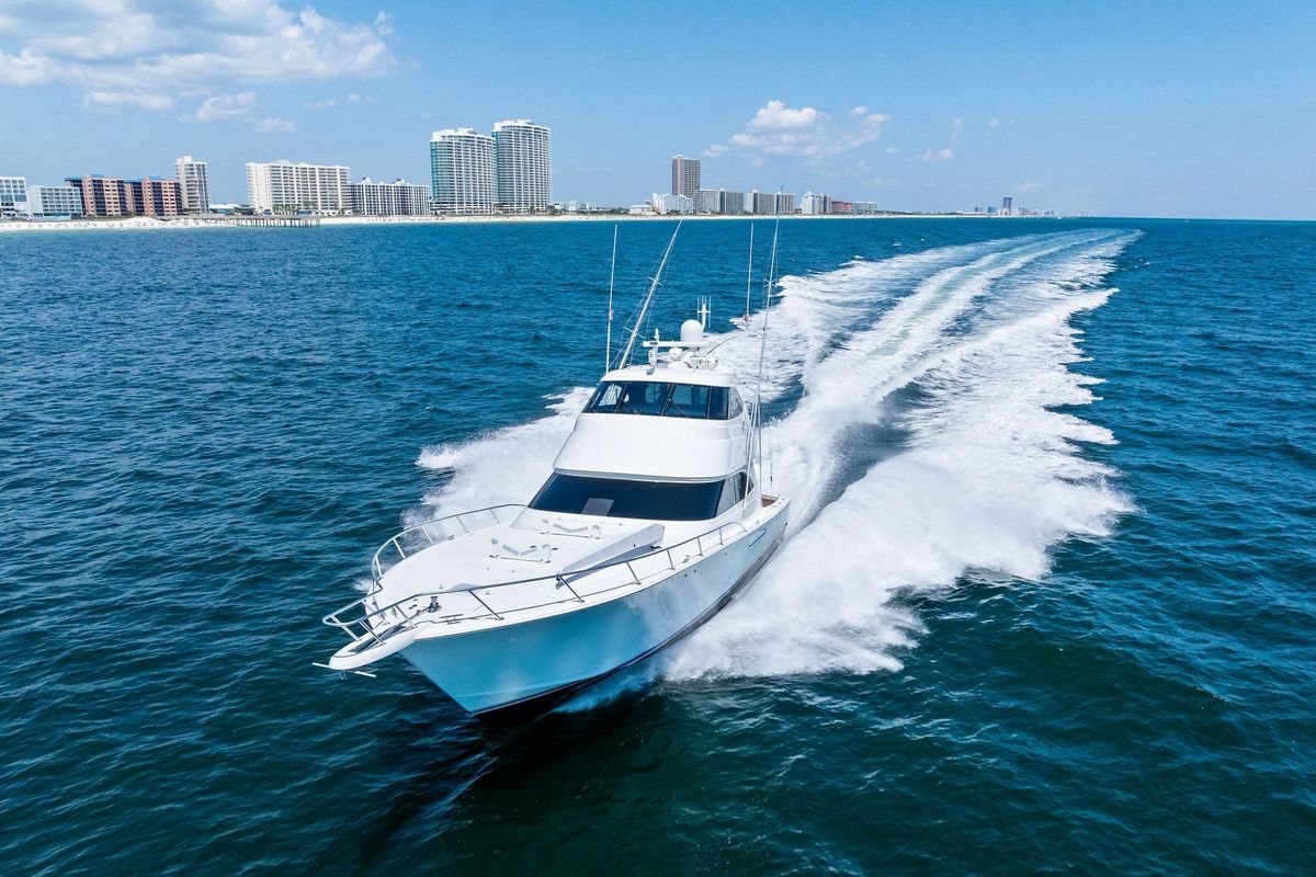 2017 Viking 62 