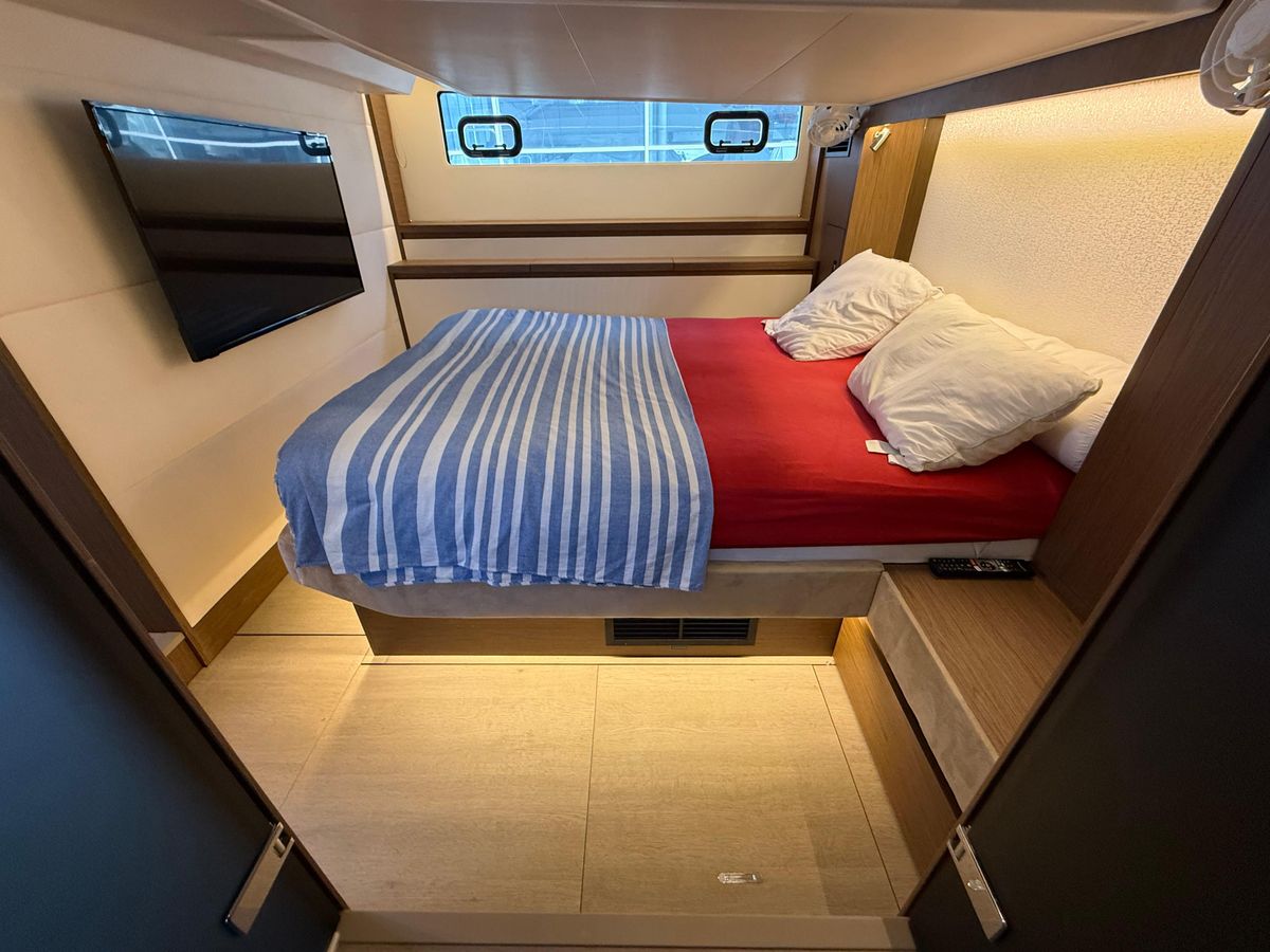 2018 Jeanneau 46 