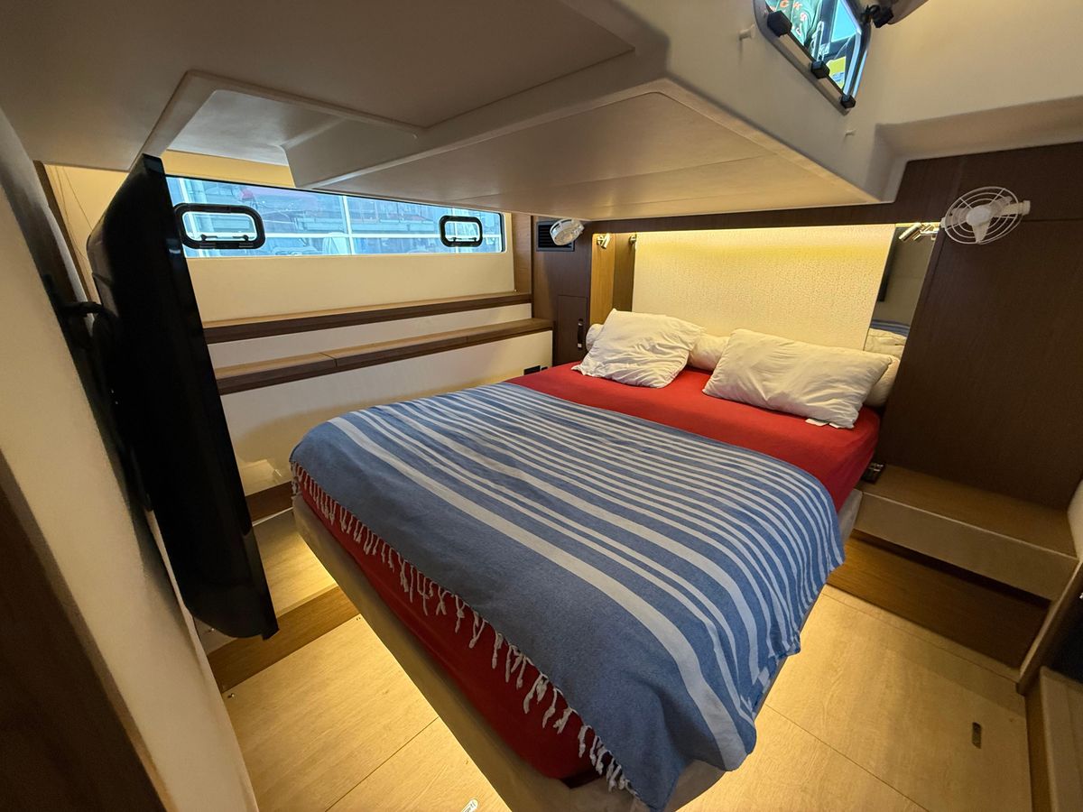 2018 Jeanneau 46 