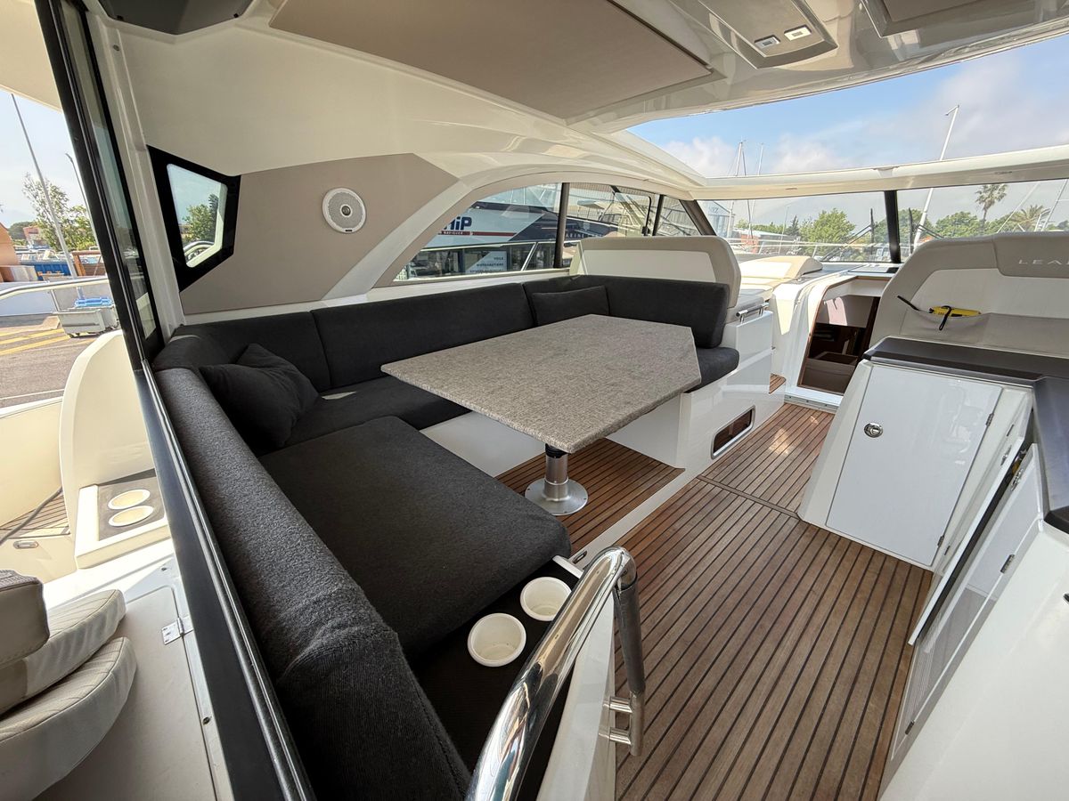 2018 Jeanneau 46 