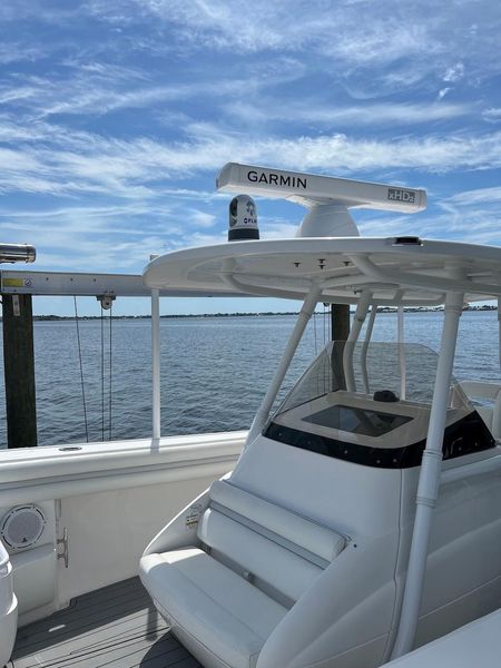 2013 Intrepid 375 Center Console