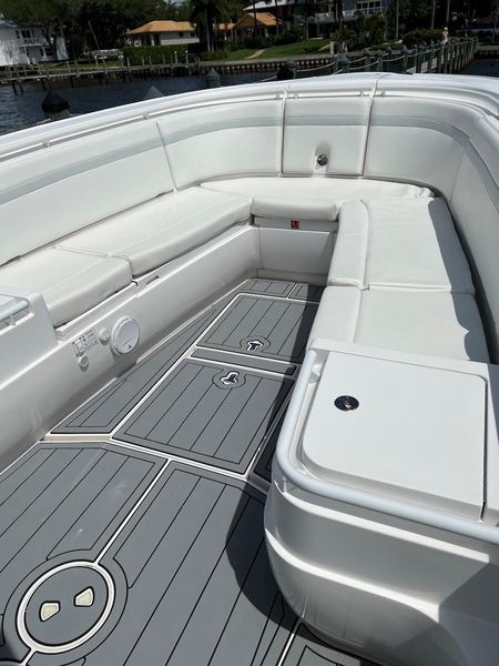 2013 Intrepid 375 Center Console