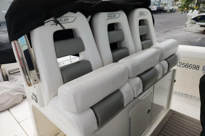Outrageous Yacht Photos Pics 2014 Boston Whaler 350 Outrage boat seats and console.