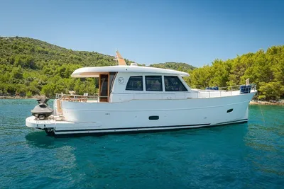 Menorquin SASGA 55