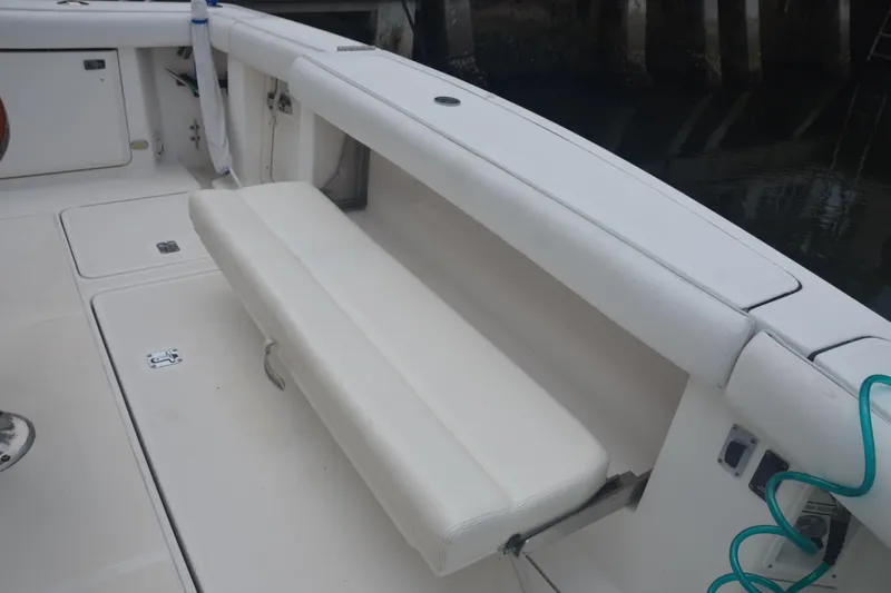 Sea Time Yacht Photos Pics 2001 Tiara Yachts 4100 Open seating and deck