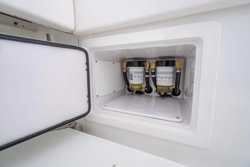 Katalyst Yacht Photos Pics 