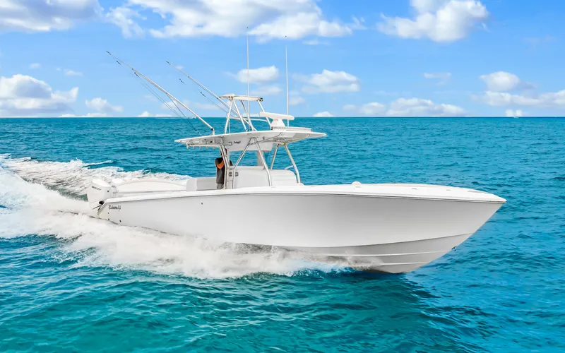 Katalyst Yacht Photos Pics 